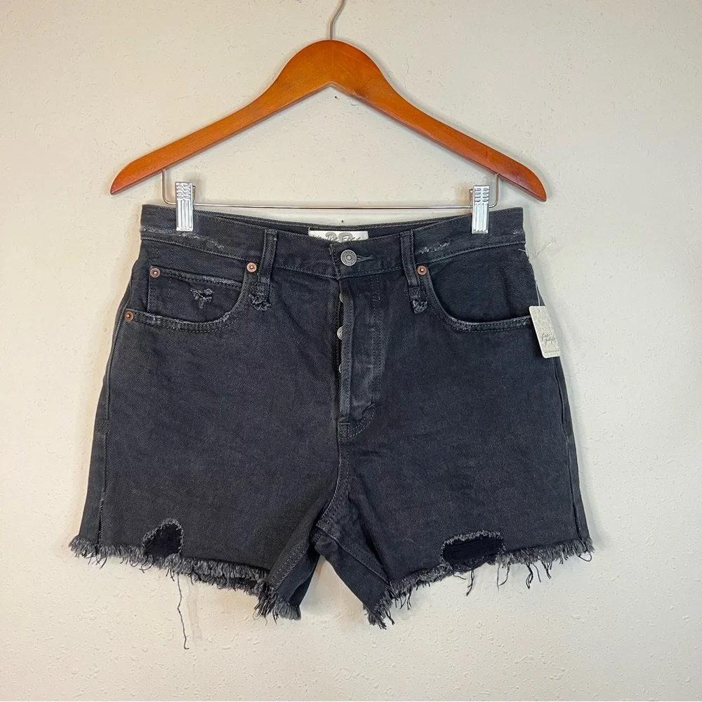 Free People Makai Women’s High Rise Cut Off Black Denim Shorts Size 28 NWT